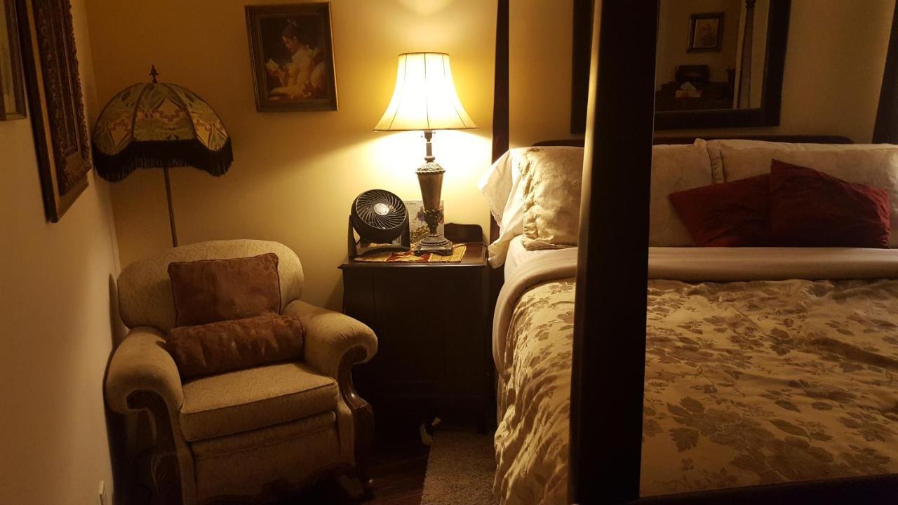 By The Sea Bnb, Sidney Victoria Bc エクステリア 写真
