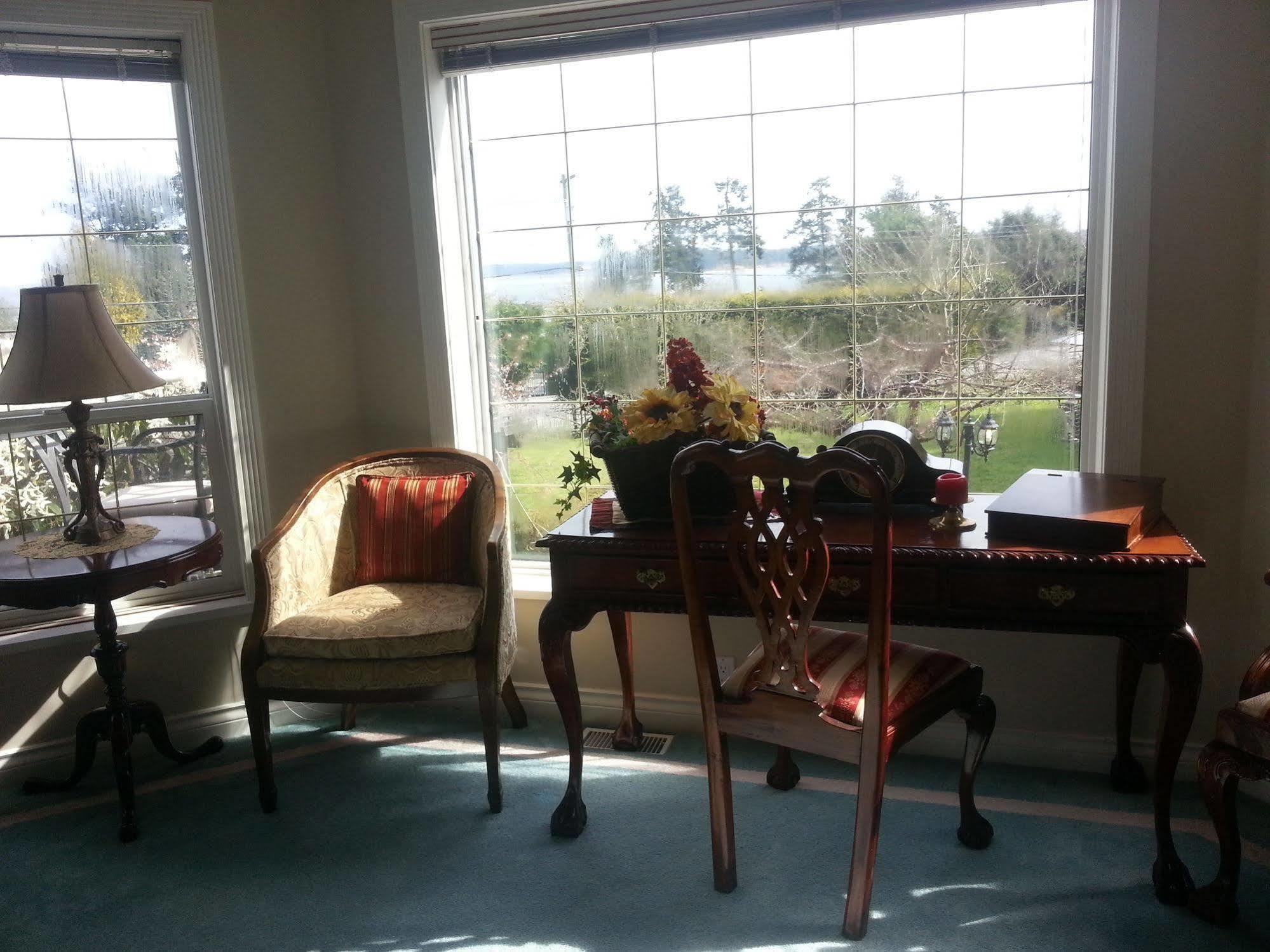By The Sea Bnb, Sidney Victoria Bc エクステリア 写真